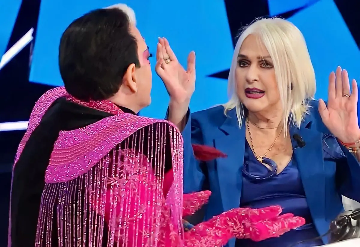 Tale e Quale Show 2024: Carlo Conti commenta l’addio di Loretta Goggi nella giuria