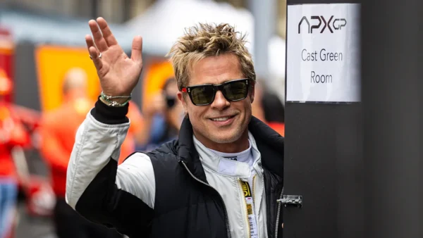 Mister Movie | Brad Pitt corre pericolosamente nel trailer del Super Bowl di F1 per il film di corse IMAX