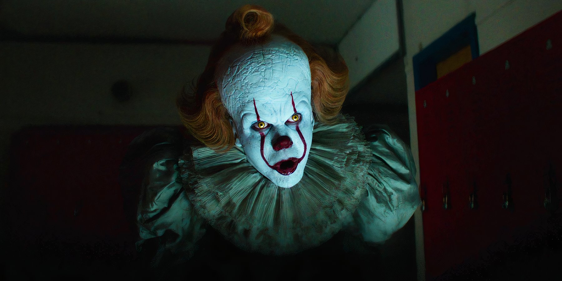 Mister Movie | IT: Welcome to Derry sarà Un Prequel Oscuro con Morti Inattese e Pennywise Sempre Più Terrificante