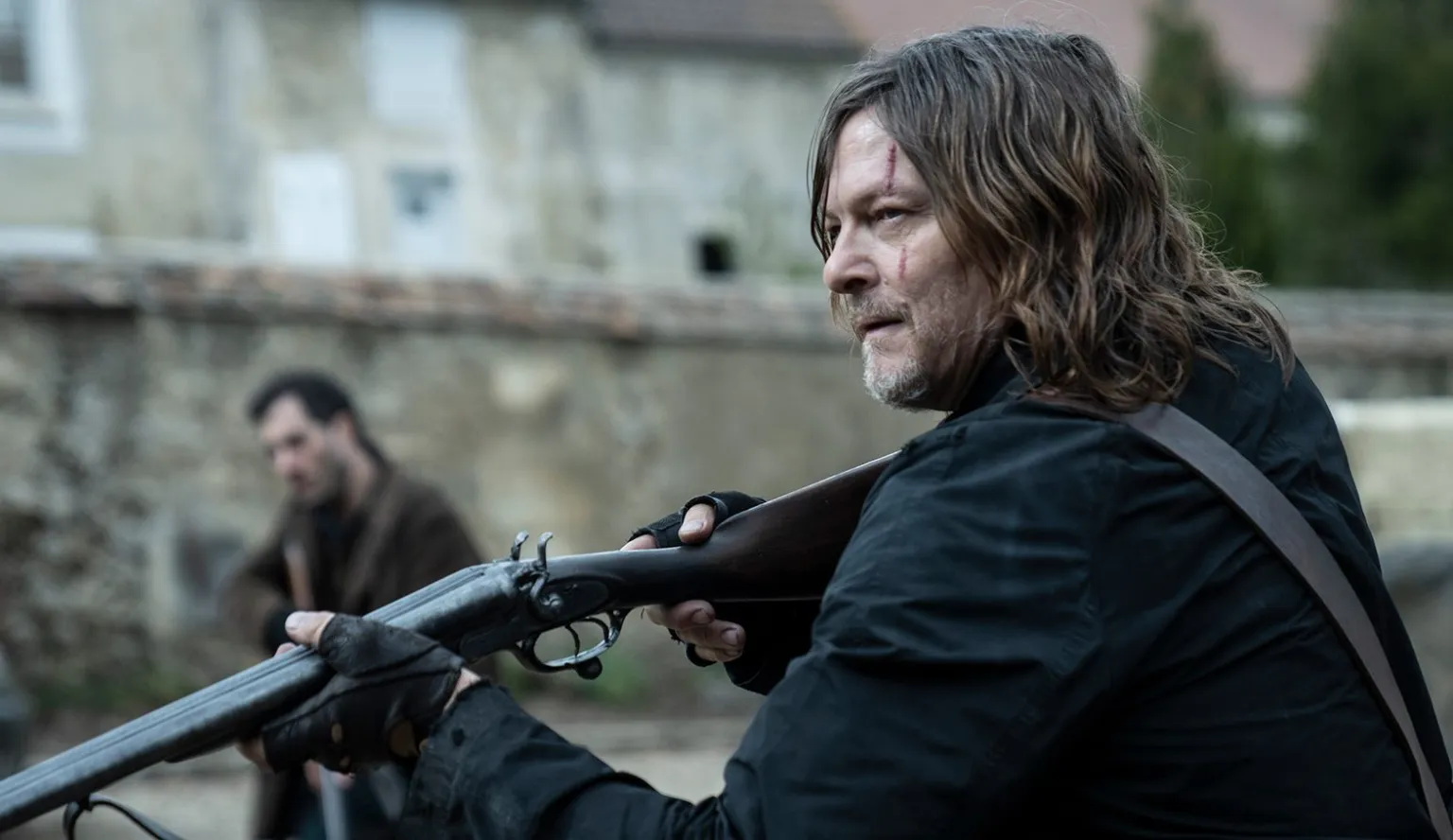 The Walking Dead: Daryl Dixon Stagione 2 – Nuovo trailer e poster svelano il ritorno di Carol e Daryl